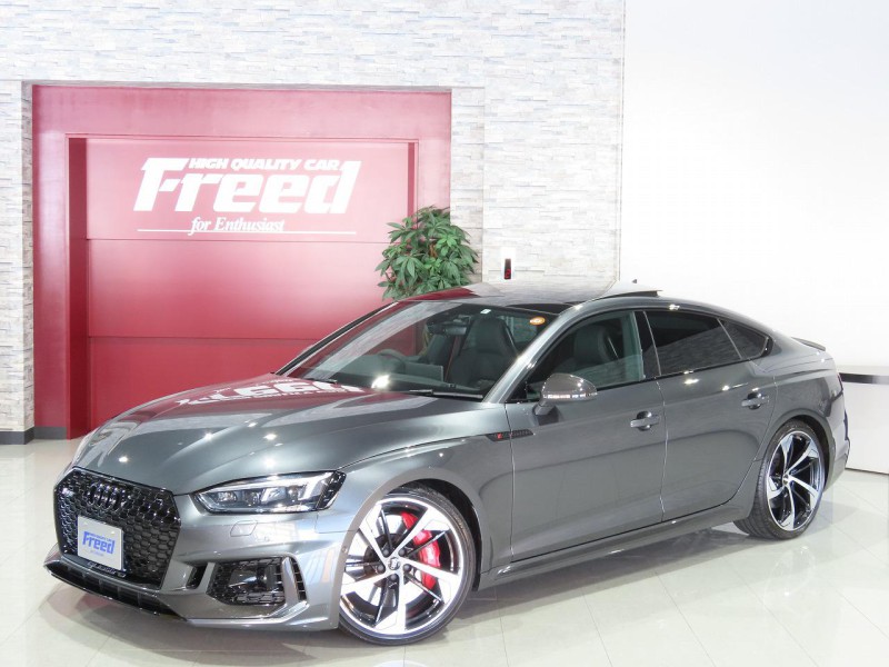 Audi Rs5 Sportbackの中古車情報 中古車販売ならフリード